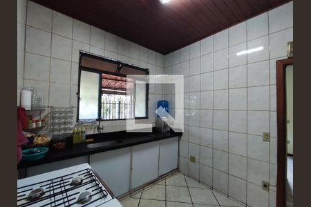 Casa à venda com 75m², 3 quartos e 2 vagasCozinha