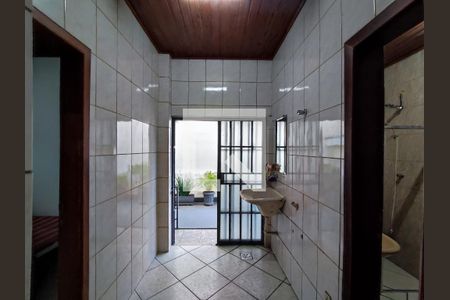 Casa à venda com 75m², 3 quartos e 2 vagasÁrea de Serviço