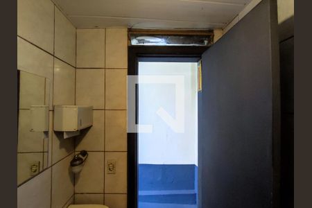 Casa à venda com 75m², 3 quartos e 2 vagasBanheiro de Serviço
