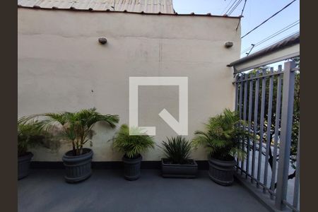 Casa à venda com 75m², 3 quartos e 2 vagasÁrea Externa