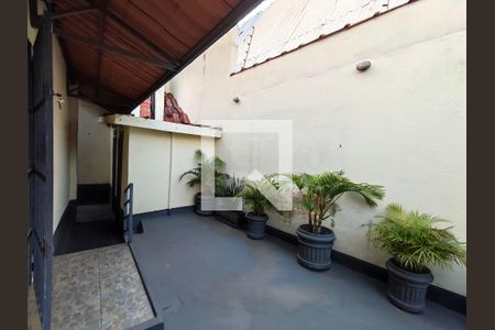Casa à venda com 75m², 3 quartos e 2 vagasÁrea Externa