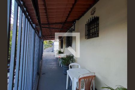 Casa à venda com 75m², 3 quartos e 2 vagasÁrea Externa