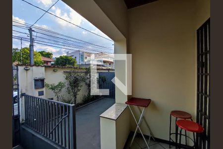 Casa à venda com 75m², 3 quartos e 2 vagasÁrea Externa