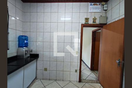 Casa à venda com 75m², 3 quartos e 2 vagasCozinha