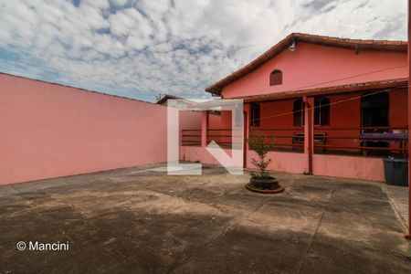 Casa à venda com 200m², 3 quartos e 2 vagas