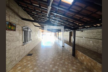 Casa à venda com 313m², 3 quartos e 10 vagas