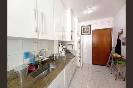 Apartamento à venda com 210m², 5 quartos e 4 vagas