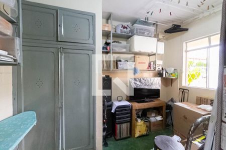 Casa à venda com 107m², 3 quartos e 10 vagasÁrea de serviço 