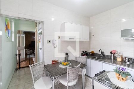 Casa à venda com 107m², 3 quartos e 10 vagasCozinha