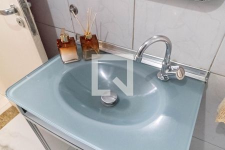 Casa à venda com 107m², 3 quartos e 10 vagasBanheiro social 