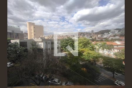 Apartamento à venda com 130m², 4 quartos e 2 vagas