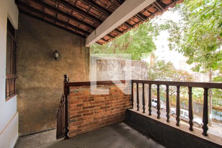 Casa à venda com 320m², 4 quartos e 4 vagas