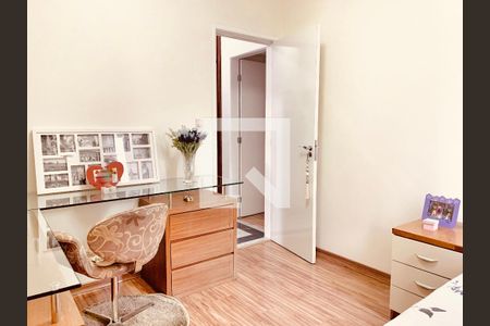 Apartamento à venda com 235m², 4 quartos e 2 vagas