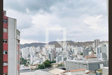Apartamento à venda com 235m², 4 quartos e 2 vagas