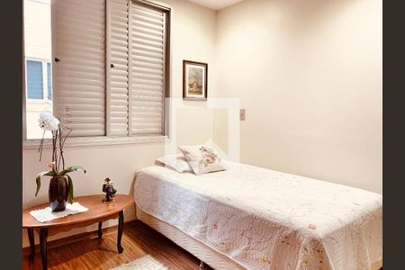 Apartamento à venda com 235m², 4 quartos e 2 vagas