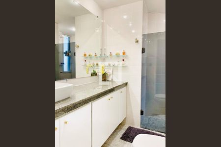 Apartamento à venda com 235m², 4 quartos e 2 vagas