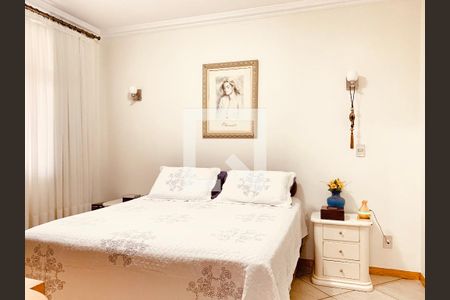 Apartamento à venda com 235m², 4 quartos e 2 vagas