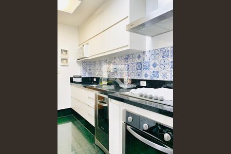 Apartamento à venda com 235m², 4 quartos e 2 vagas