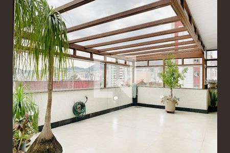 Apartamento à venda com 235m², 4 quartos e 2 vagas