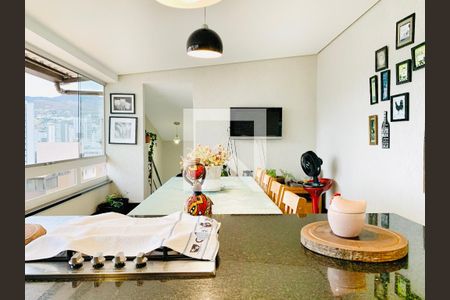 Apartamento à venda com 235m², 4 quartos e 2 vagas