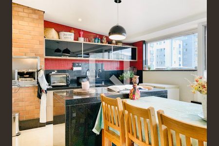 Apartamento à venda com 235m², 4 quartos e 2 vagas