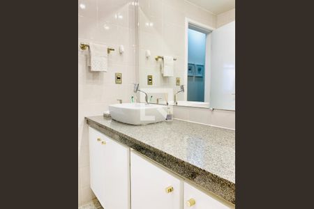 Apartamento à venda com 235m², 4 quartos e 2 vagas