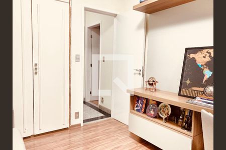 Apartamento à venda com 235m², 4 quartos e 2 vagas