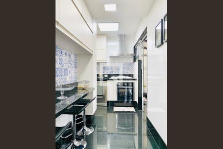 Apartamento à venda com 235m², 4 quartos e 2 vagas