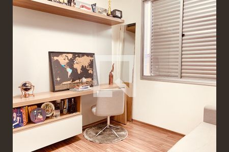 Apartamento à venda com 235m², 4 quartos e 2 vagas