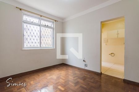 Apartamento à venda com 3 quartos, 90m² em Grajaú, Belo Horizonte