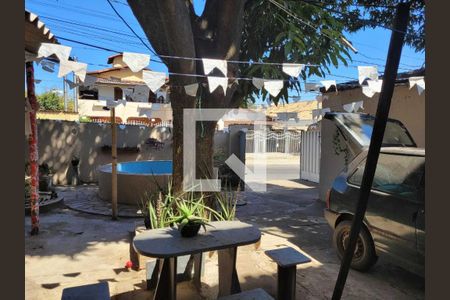 Casa à venda com 150m², 3 quartos e 4 vagas