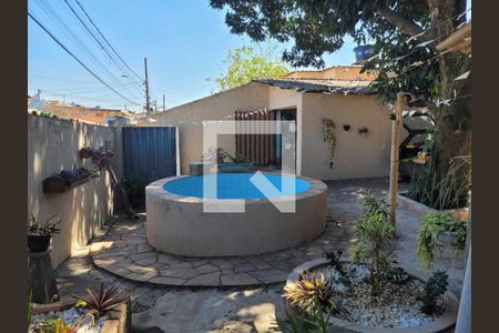 Casa à venda com 150m², 3 quartos e 4 vagas