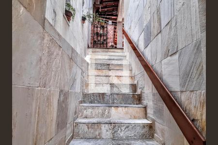 Casa à venda com 263m², 3 quartos e 4 vagas