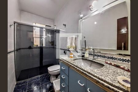 Casa à venda com 263m², 3 quartos e 4 vagas