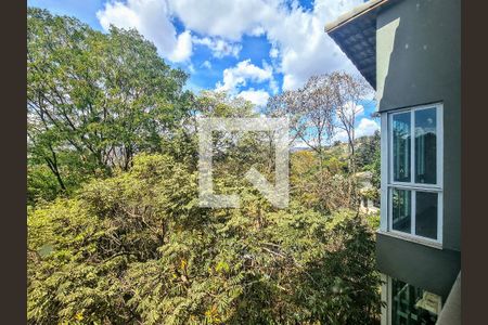 Casa de condomínio à venda com 456m², 5 quartos e 4 vagas
