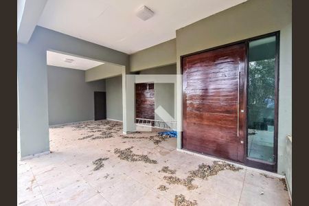 Casa de condomínio à venda com 456m², 5 quartos e 4 vagas