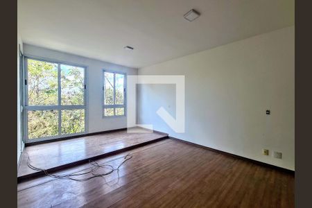 Casa de condomínio à venda com 456m², 5 quartos e 4 vagas