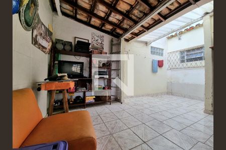 Casa à venda com 231m², 4 quartos e 3 vagas
