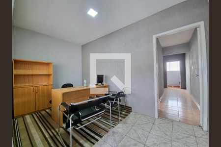 Casa à venda com 231m², 4 quartos e 3 vagas