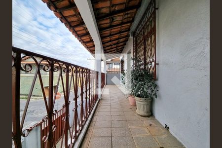 Casa à venda com 231m², 4 quartos e 3 vagas