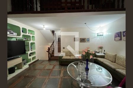 Casa à venda com 411m², 6 quartos e 6 vagas