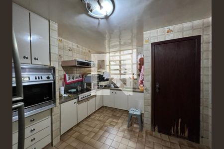 Casa à venda com 411m², 6 quartos e 6 vagas