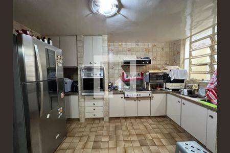 Casa à venda com 411m², 6 quartos e 6 vagas