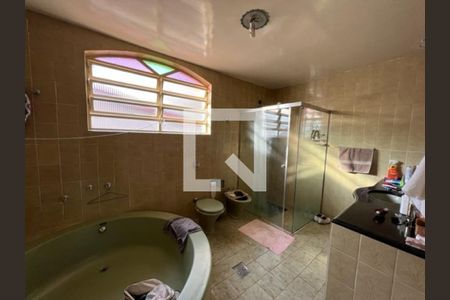 Casa à venda com 411m², 6 quartos e 6 vagas