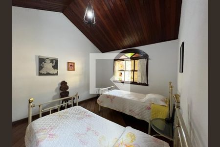 Casa à venda com 411m², 6 quartos e 6 vagas