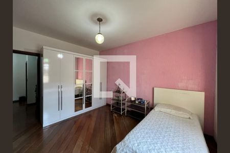 Casa à venda com 411m², 6 quartos e 6 vagas
