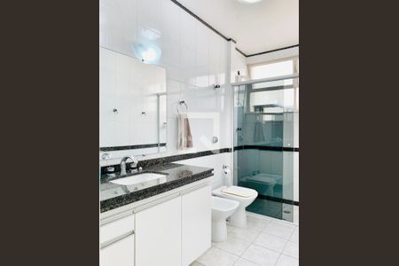 Apartamento à venda com 170m², 4 quartos e 2 vagas