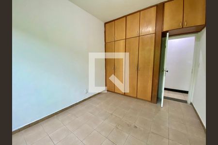 Casa à venda com 258m², 4 quartos e 5 vagas