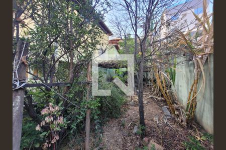 Casa à venda com 337m², 3 quartos e 4 vagas