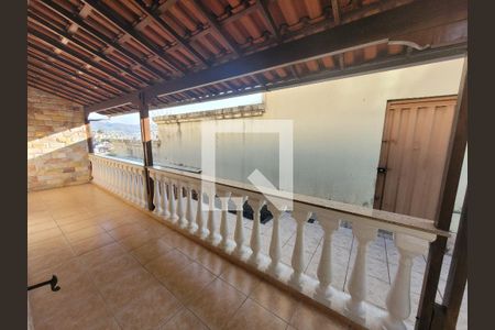 Casa à venda com 337m², 3 quartos e 4 vagas
